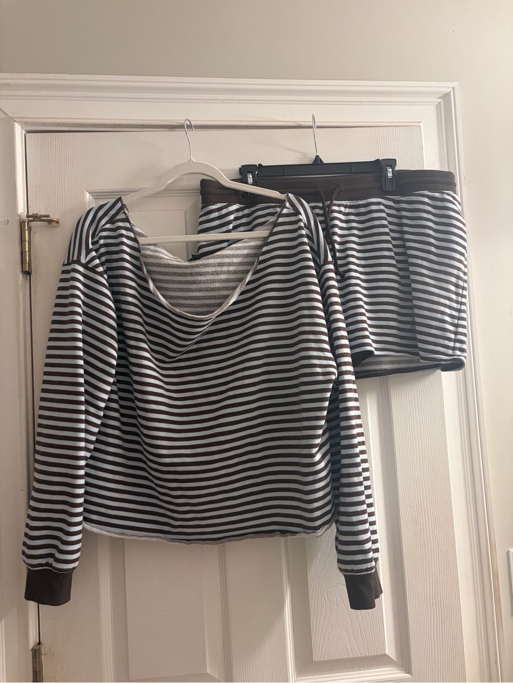 Striped Lounge Sweatshirt and Shorts Set - Brown & Blue